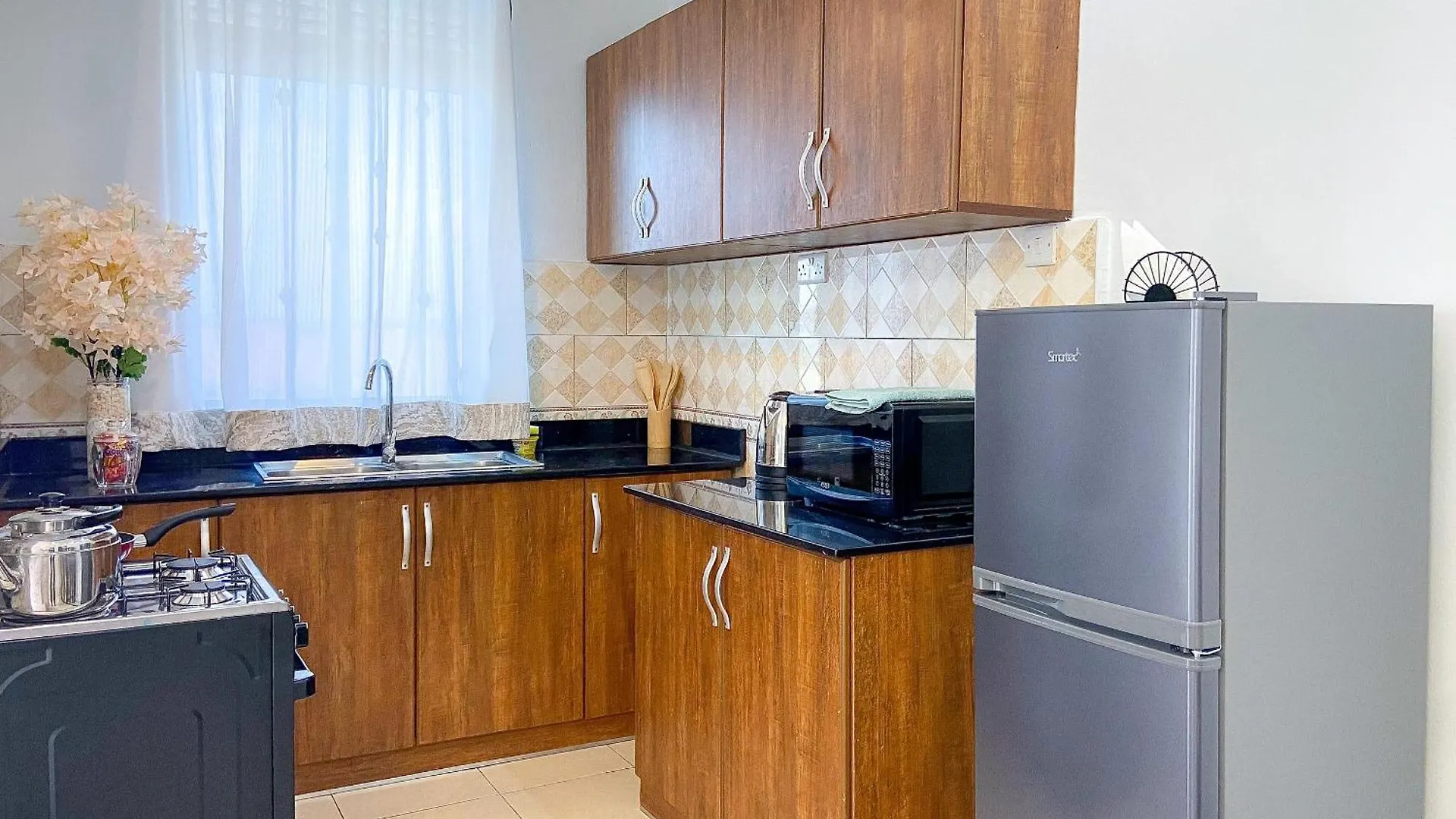 Keisha Luxury Furnished Apartment Bukoto Kampala 0*,